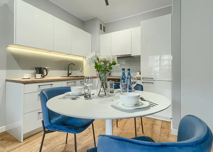 Exclusive Forty Apartments