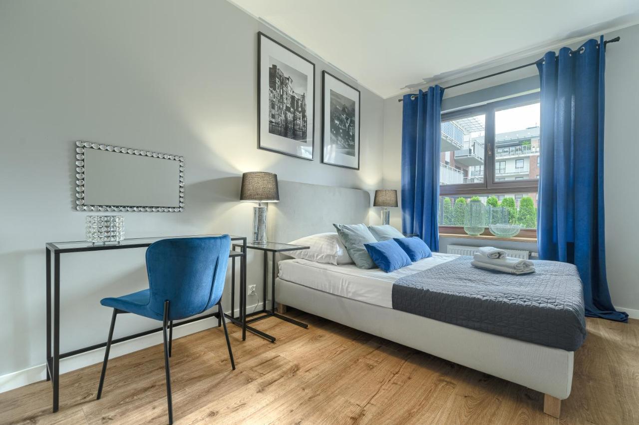 Exclusive Forty Apartment