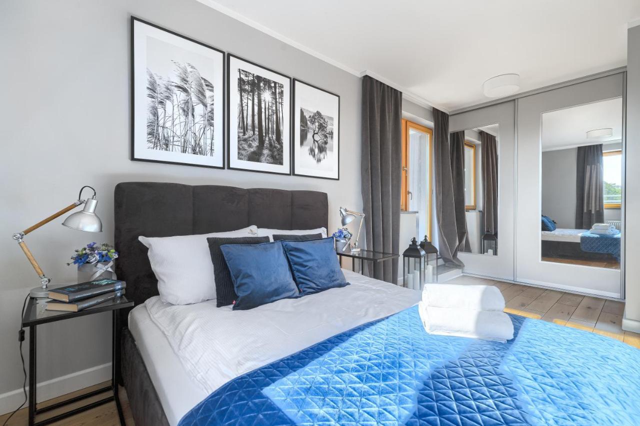 Exclusive Forty Apartment